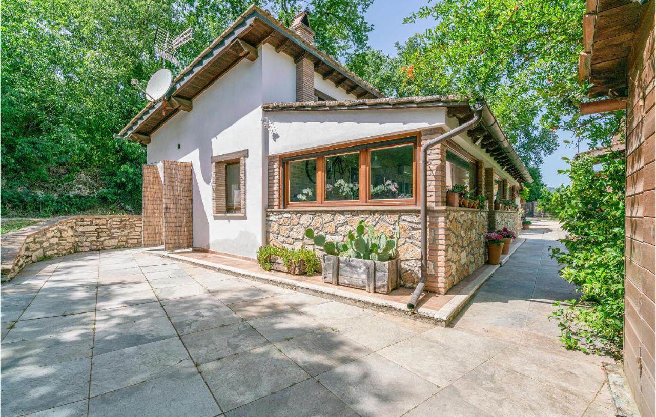 Lovely Home In Orte With House A Panoramic View Exterior photo