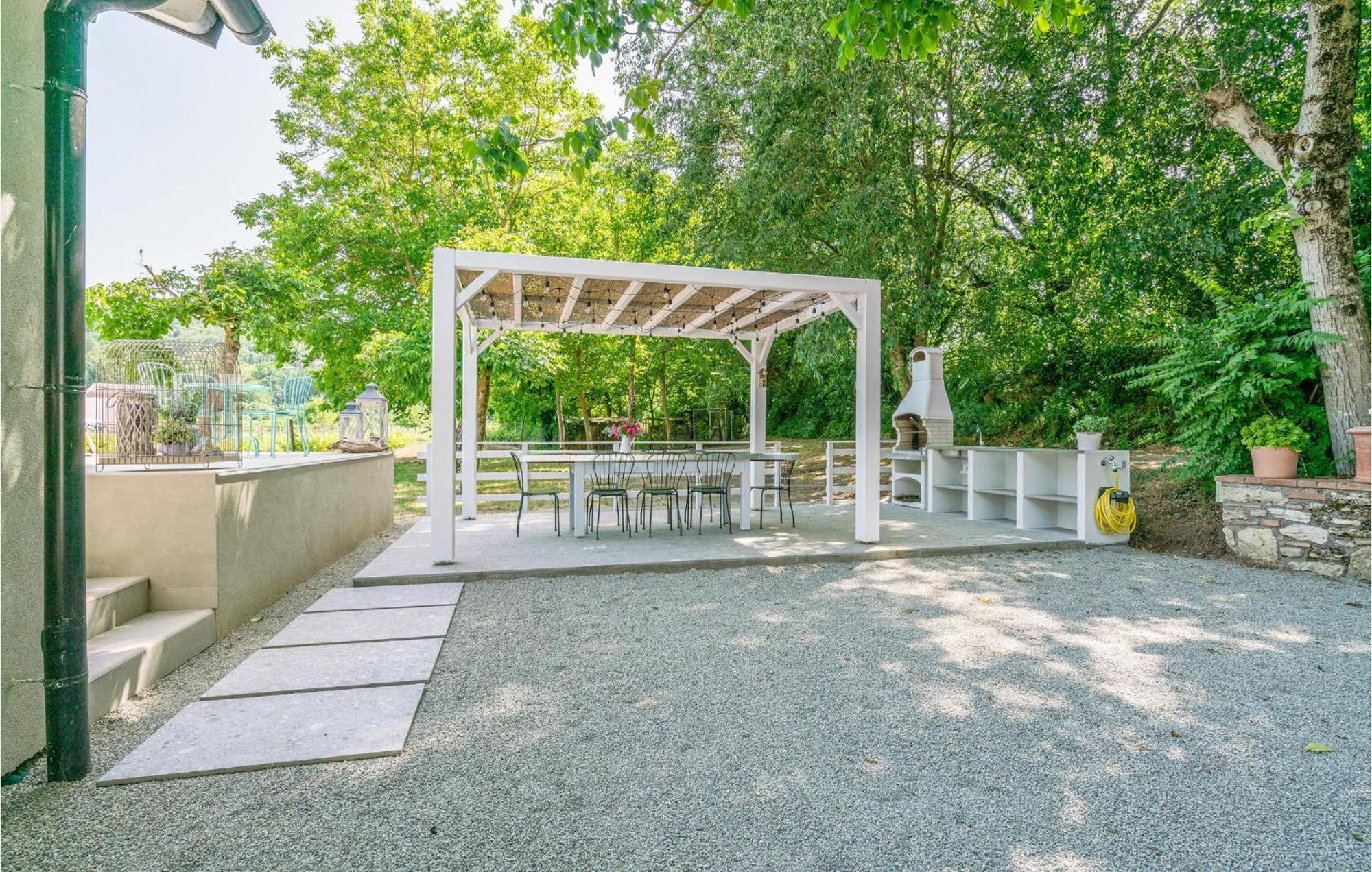 Lovely Home In Orte With House A Panoramic View Exterior photo